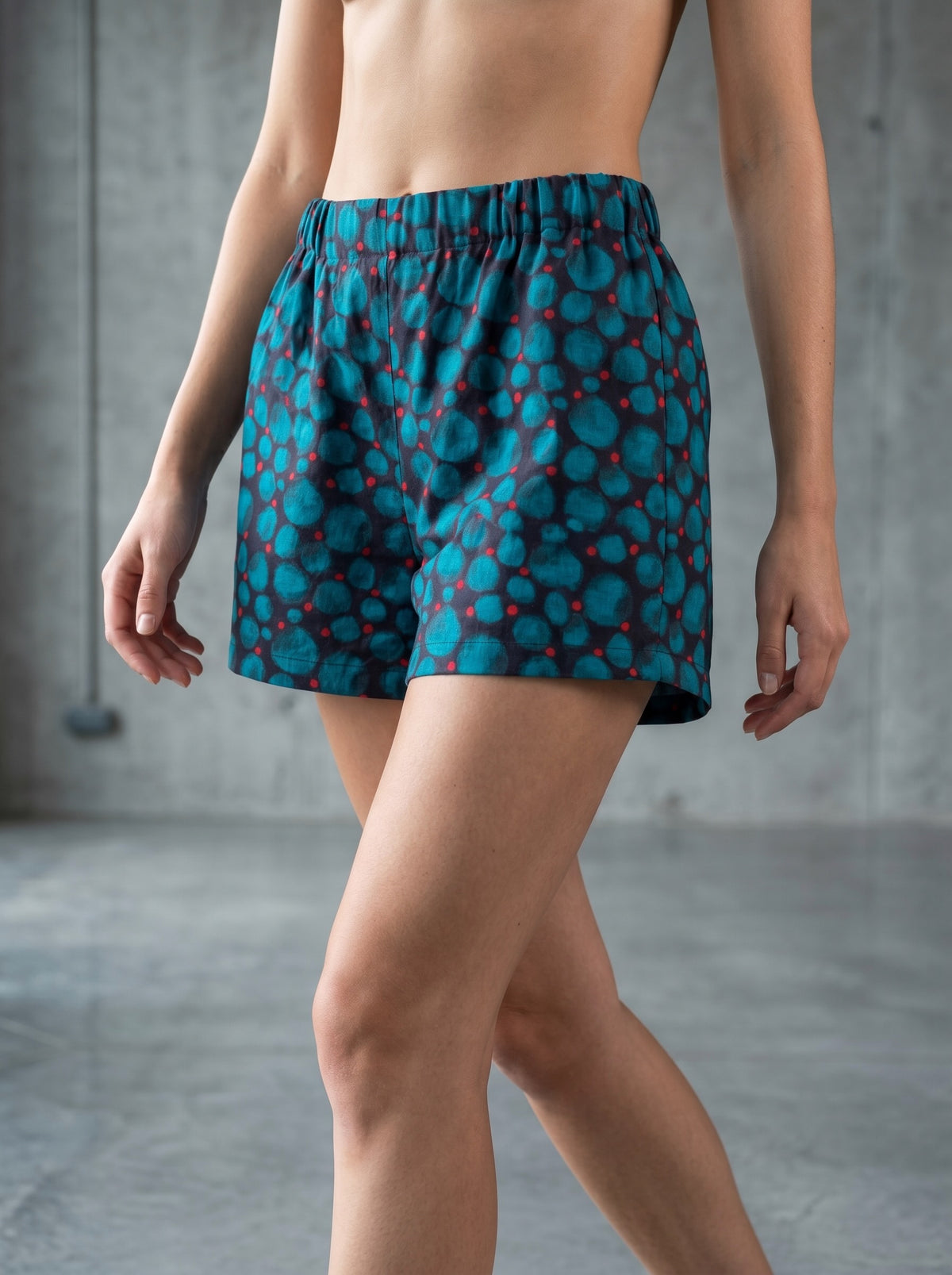 The Paloma Shorts in Circle