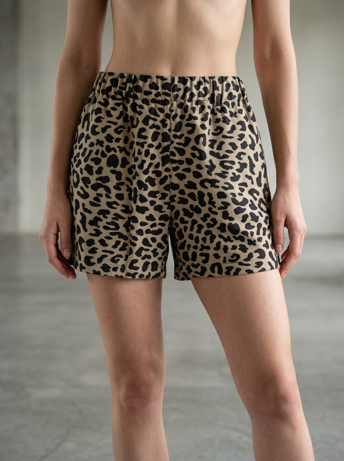 The Paloma Shorts in Leopard